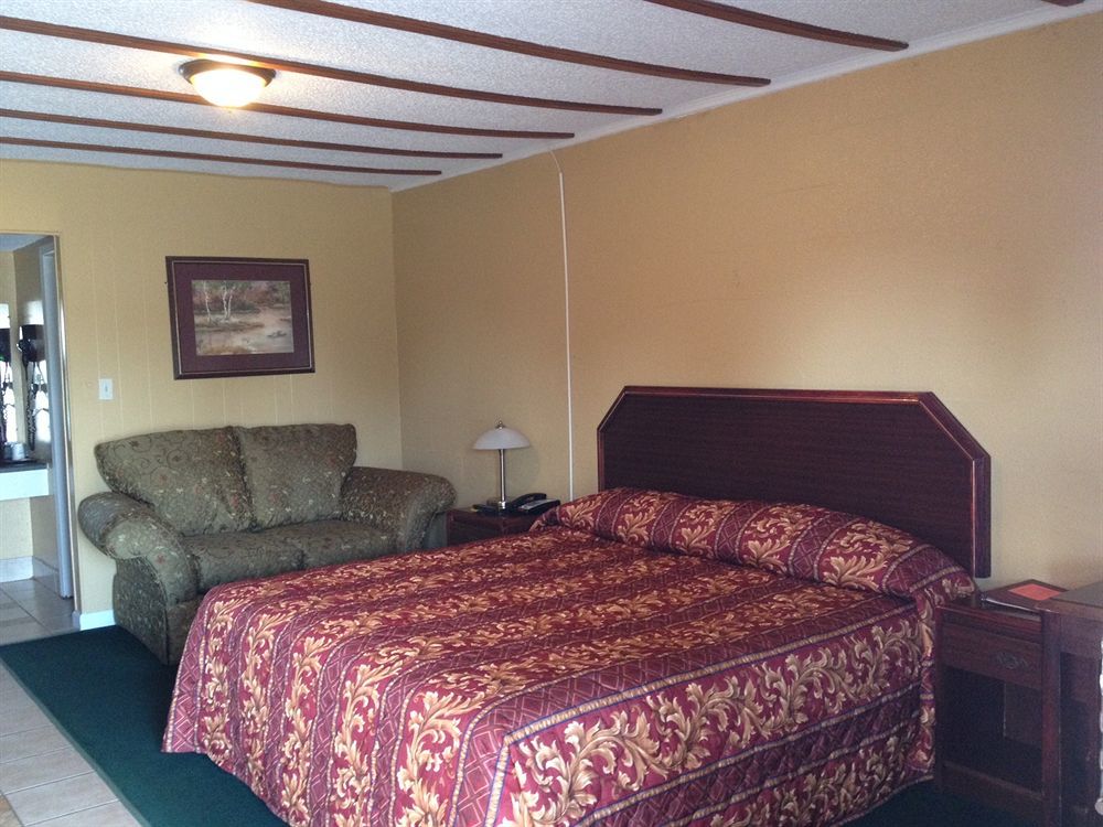 Holiday Motel Hugo Zewnętrze zdjęcie
